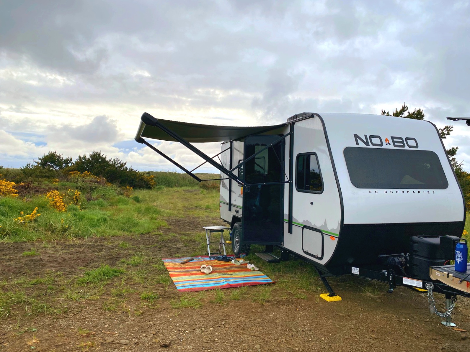 Nomad NoBo - 22ft the Off-Grid Ready Adventure Trailer! Sleeps 5, Solar, Lithium batteries 